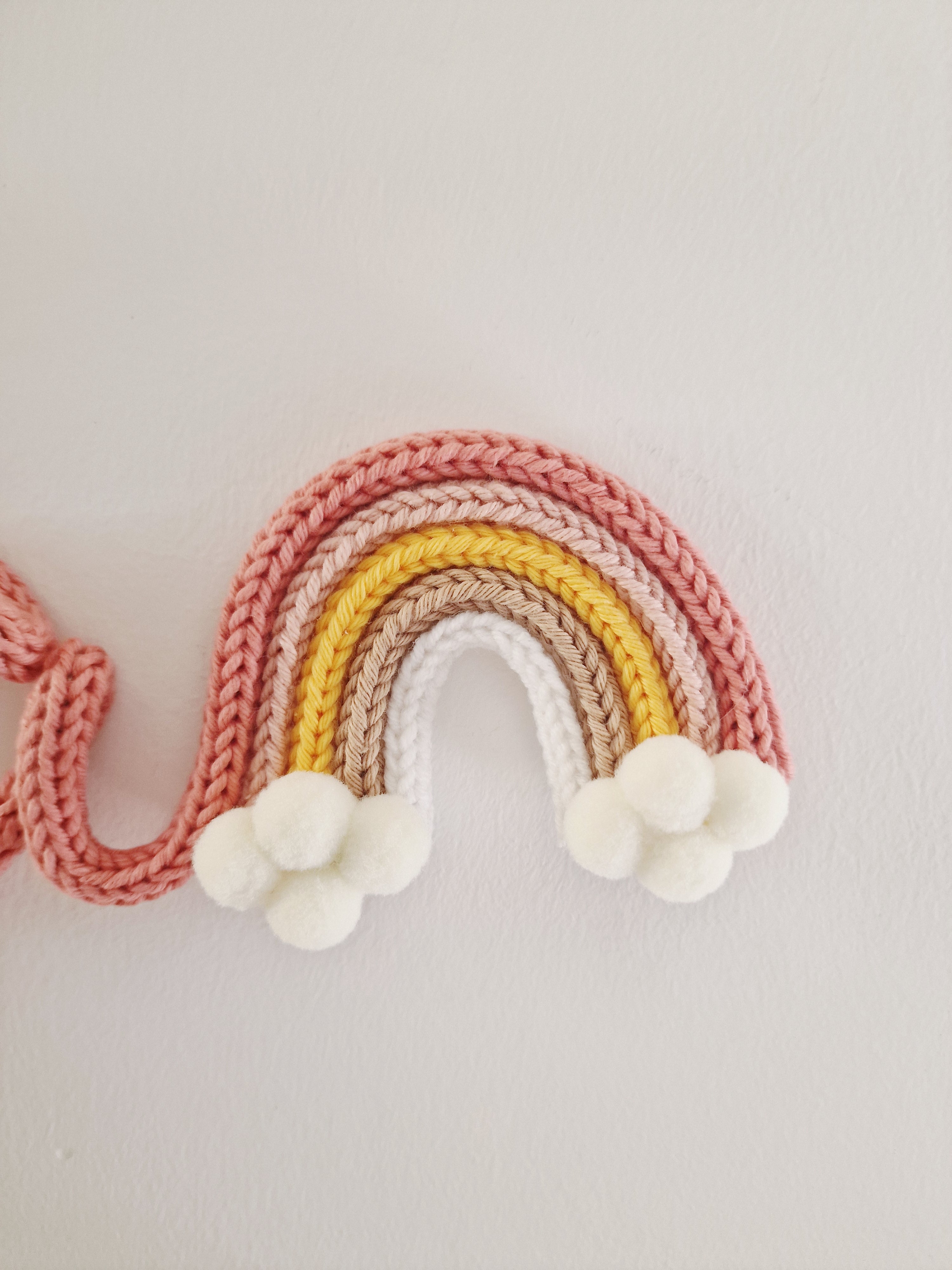 Nome em tricotin + Arco-íris